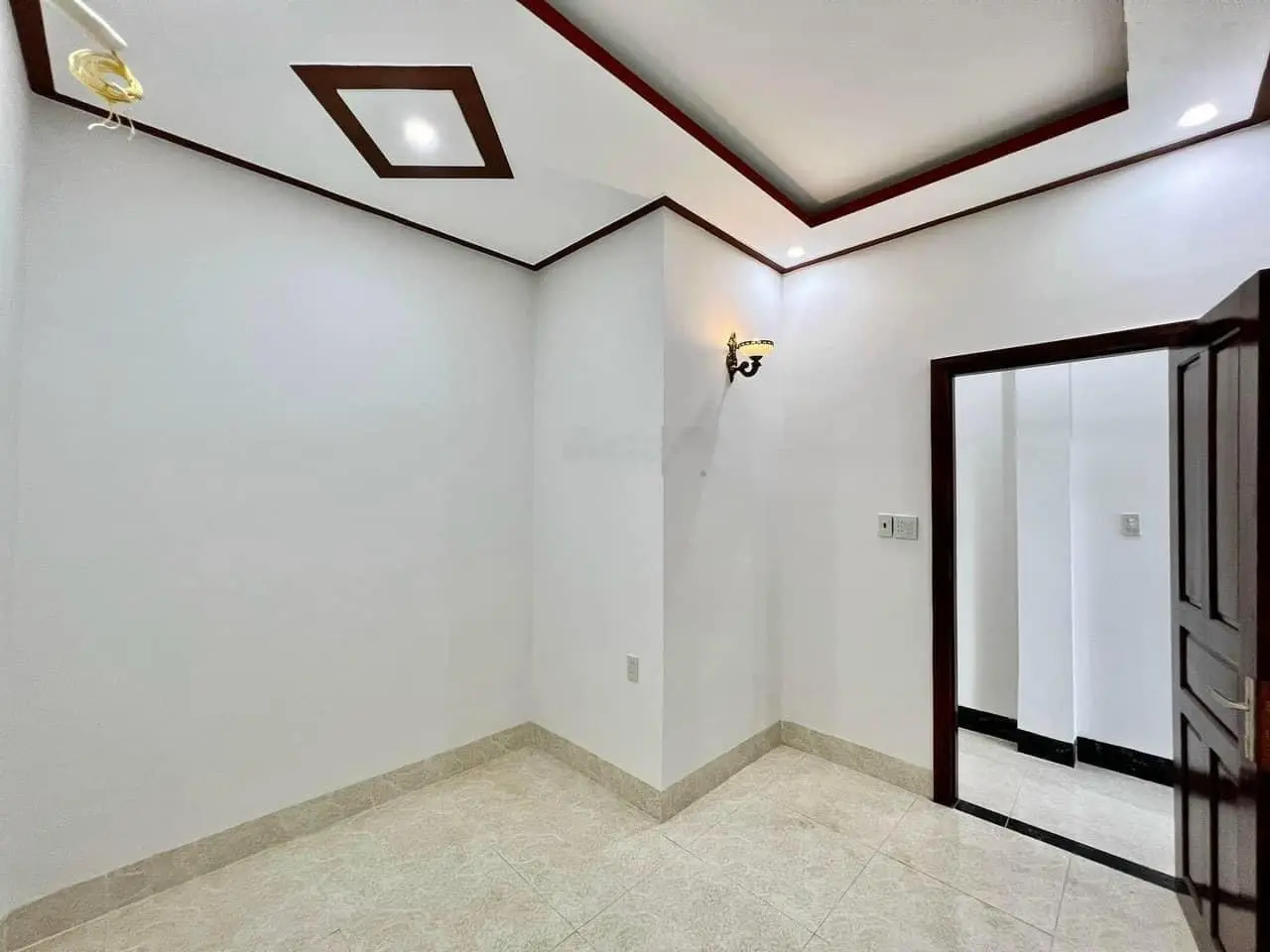 Nhà đẹp giá rẻ đường Võ Thị Sáu nhựa 1 Trệt 1 lầu, 2 phòng ngủ, có sân đậu xe gần THCS Đông Hoà