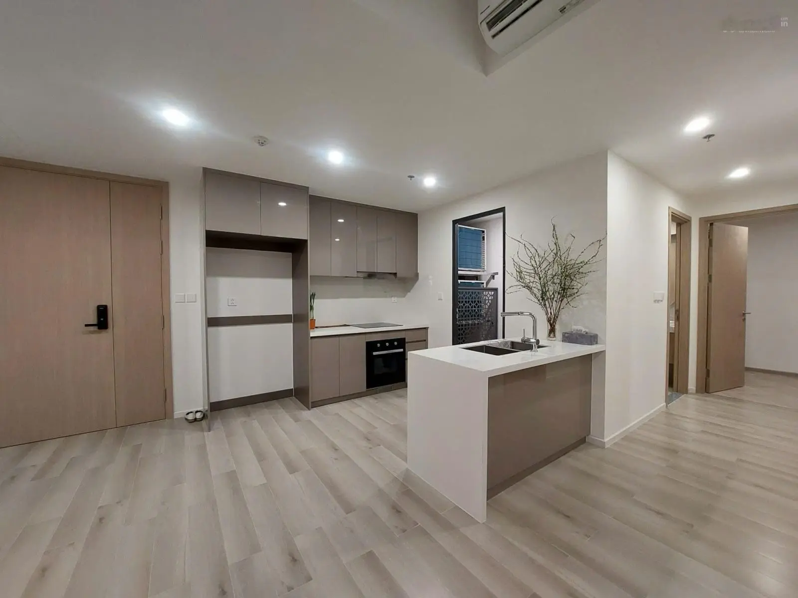 Chỉ 4tỷ4 Sở hữu Căn Góc 2 phòng ngủ Masteri Centre Point trong Vinhomes Q9