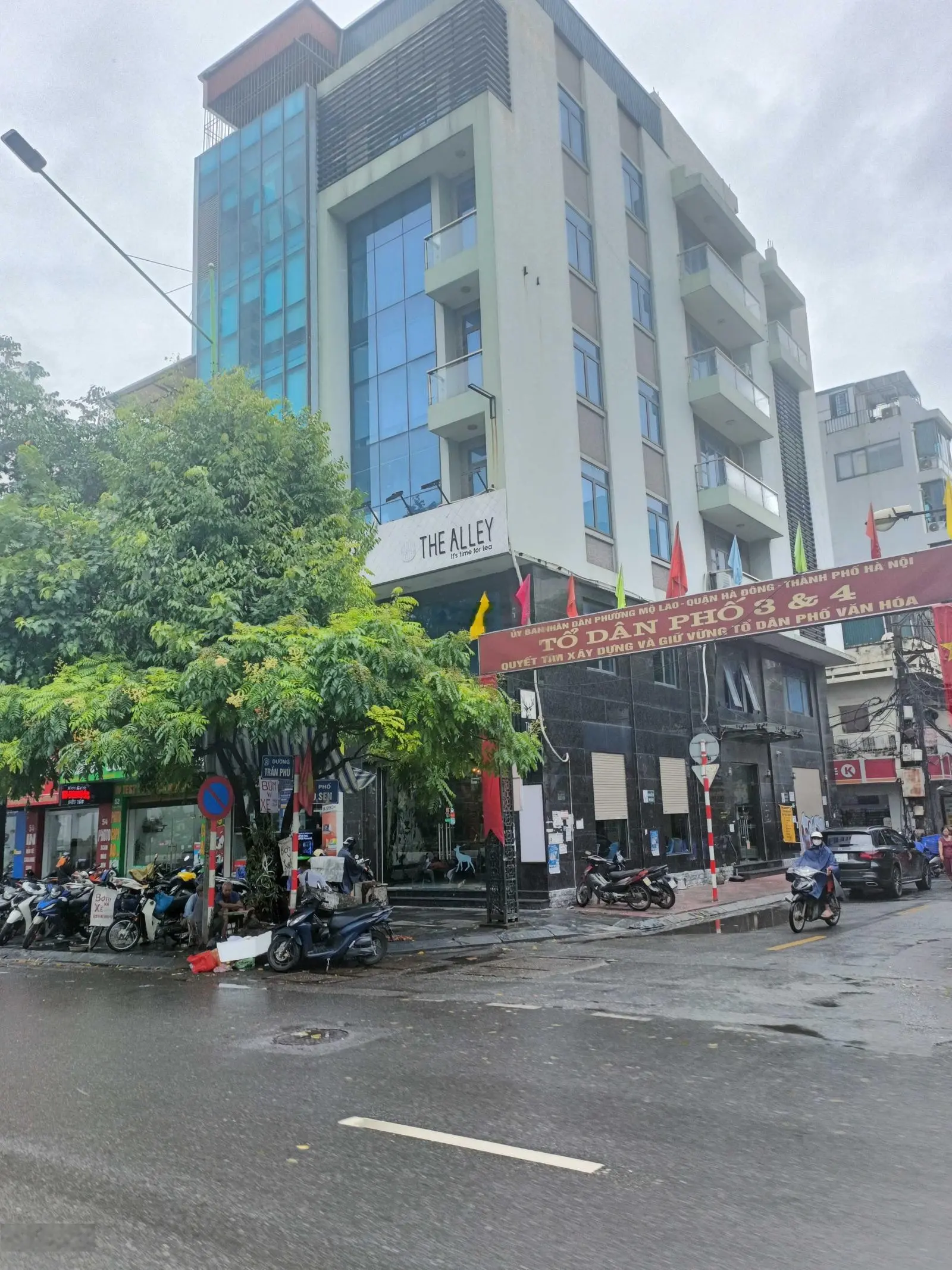 Mặt phố Trần Phú, Hà Đông, 58m2, 5 tầng, giá 13,3 tỷ , vỉa hè 5m Kinh doanh đỉnh cao