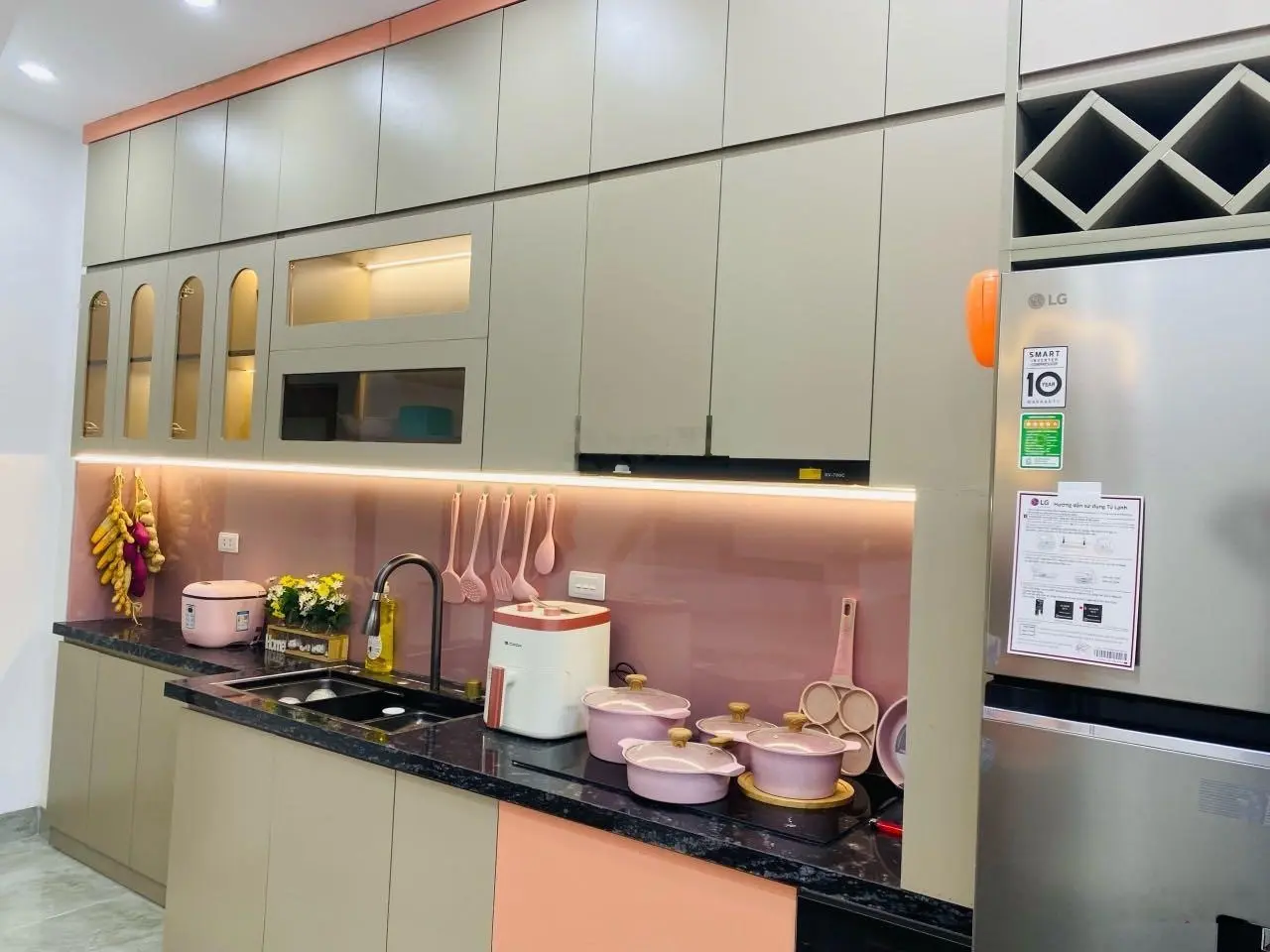Bán nhà phố Lĩnh Nam, 33m2 x 5 tầng nội thất đầy đủ nhà đẹp về ở ngay 4,95 tỷ, LH 0961 579 ***