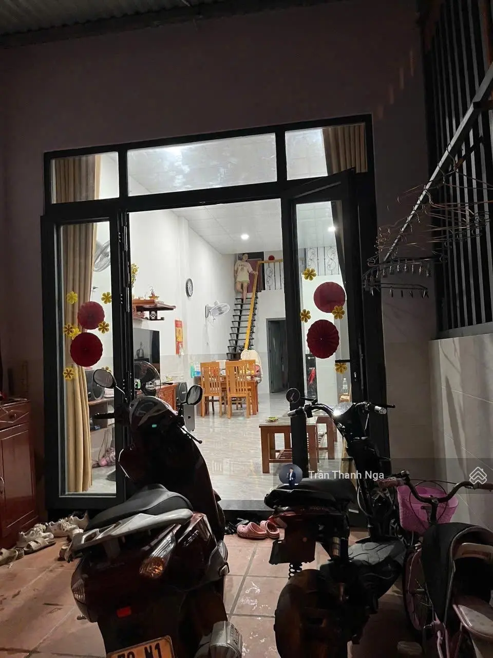 Bán nhà gác lửng Vĩnh Hoà, Nha Trang. Phù hợp mua ở dành cho gia đình trẻ. Đường ô tô cách biển 1km