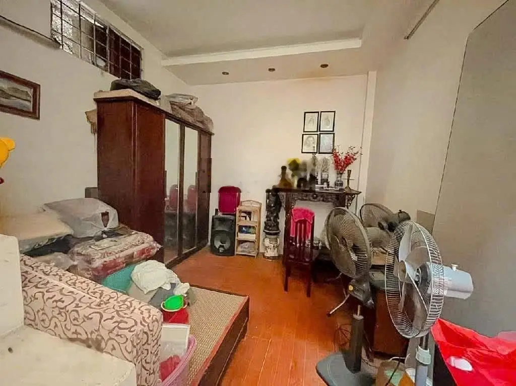 Chính chủ cần tiền bán gấp - nhà Vương Thừa Vũ - phân lô ô tô tránh - kinh doanh tốt, giá rẻ