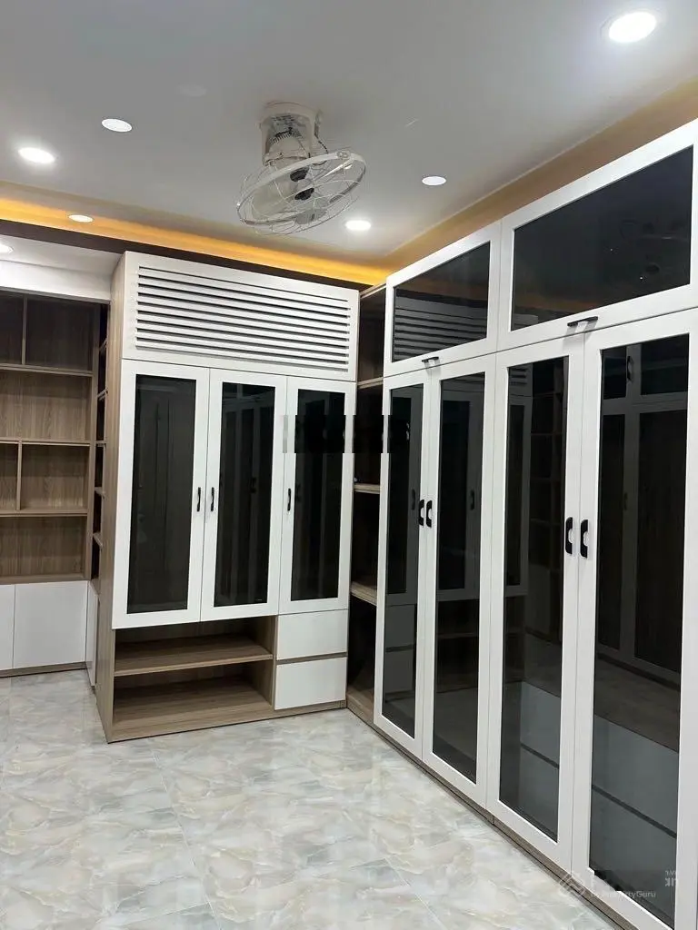 Bán nhà đường thành thái quận 10 - 45m2 - 5 tầng btct - hẻm xe hơi - giá chỉ 9,x tỷ