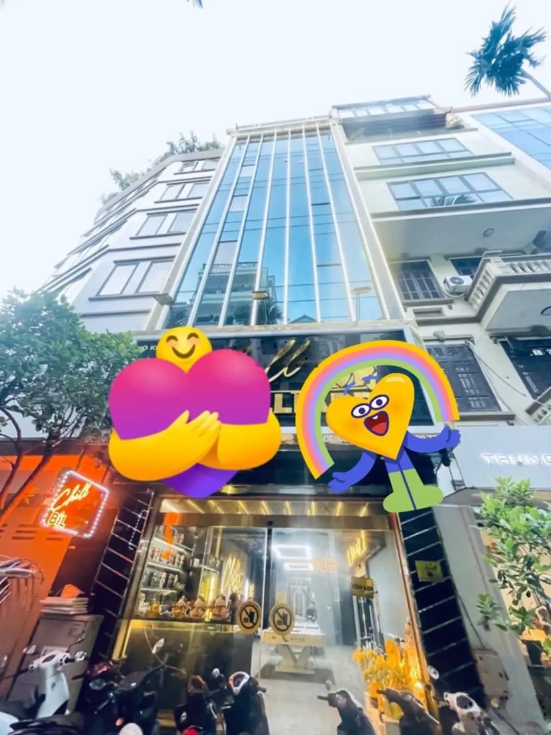 Cầu Giấy 100m2 - oto tránh - kinh doanh đỉnh - thang máy - sổ vuông đẹp - mặt tiền quyền lực