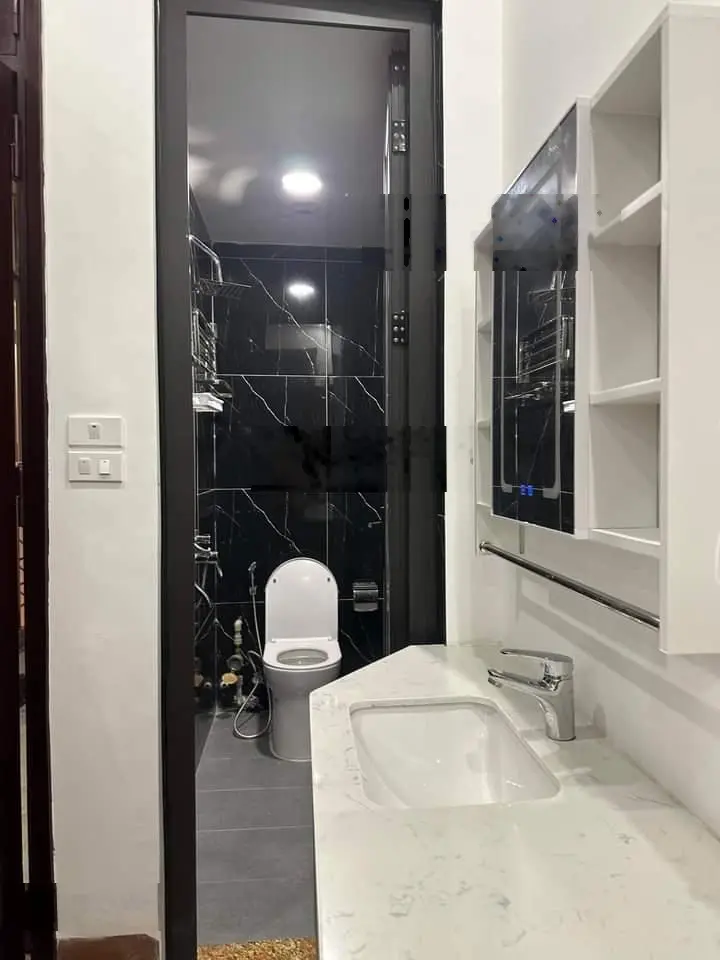 Mặt phố Nguyễn Khả Trạc - Mai Dịch. Vỉa hè, hai thoáng. 66m2 x9 tầng thang máy. MT 4.4m giá 24.5 tỷ
