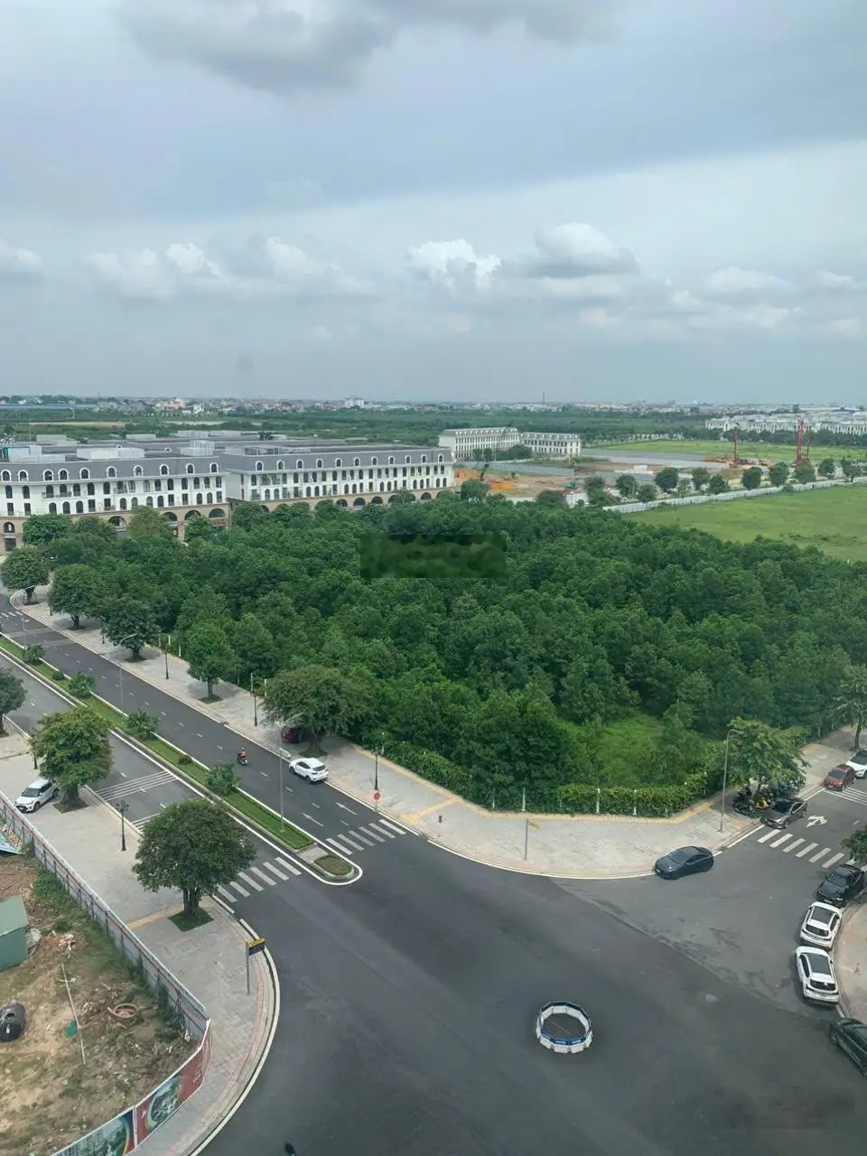 Chủ nhà gửi bán căn 2N2WC góc tòa P4 67m2 giá 3ty450, nhà mới, hướng đông bắc , có 2 hầm gửi xe