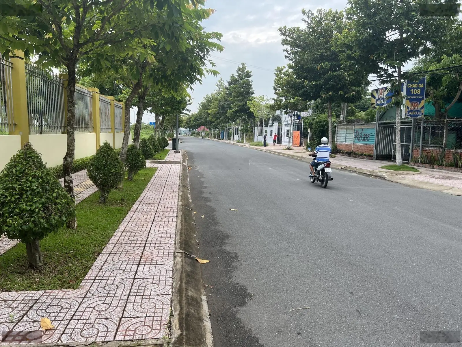 Bán đất tại đường D8, phường 9, Vĩnh Long, giá 6,6 tỷ, diện tích 100m2