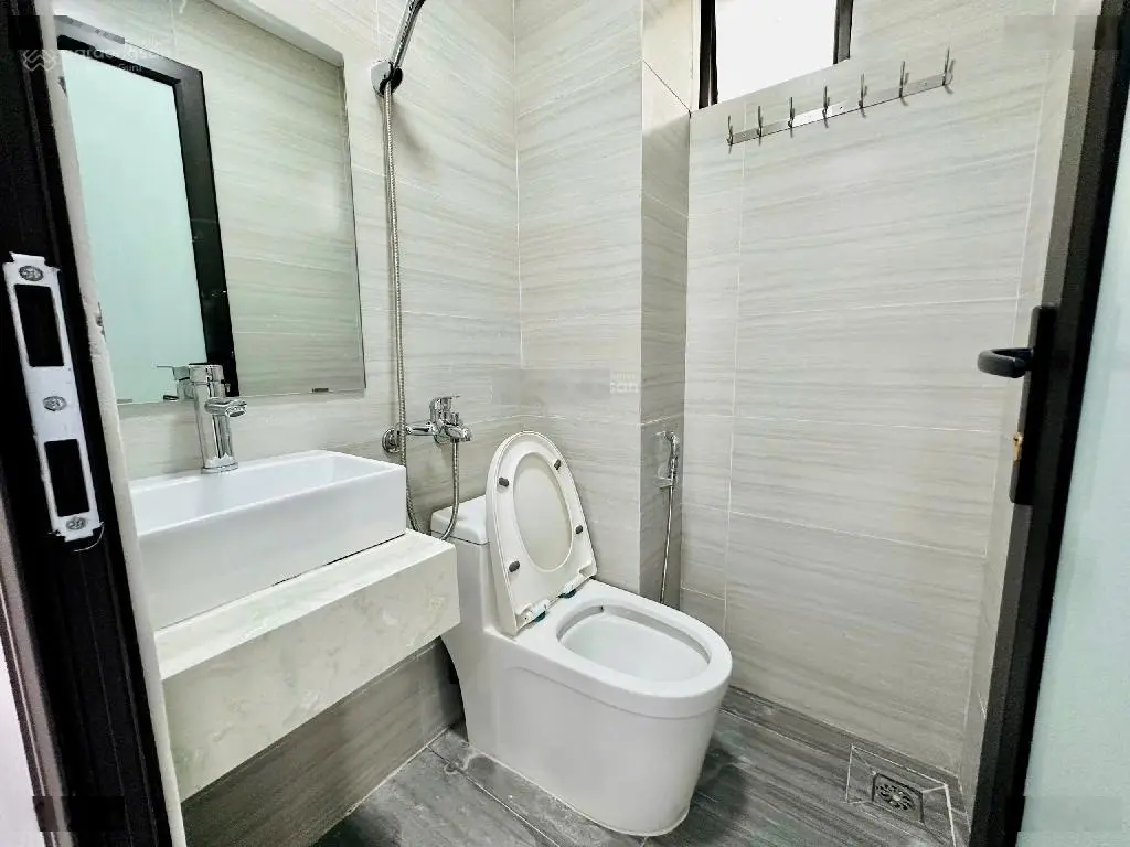 Bán gấp căn hộ Tây Sơn Thái Hà - TT Đống Đa - ngõ rộng thông - dòng tiền 100tr/tháng - giá 19.2 tỷ