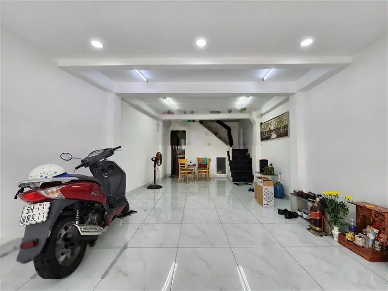 Hàng HOT! MT KHỦNG Huỳnh Văn Bánh PN - Vị trí siêu Hot- KD Cực Đỉnh - 50m2 - 5 tầng - Chỉ 16.5 tỷ