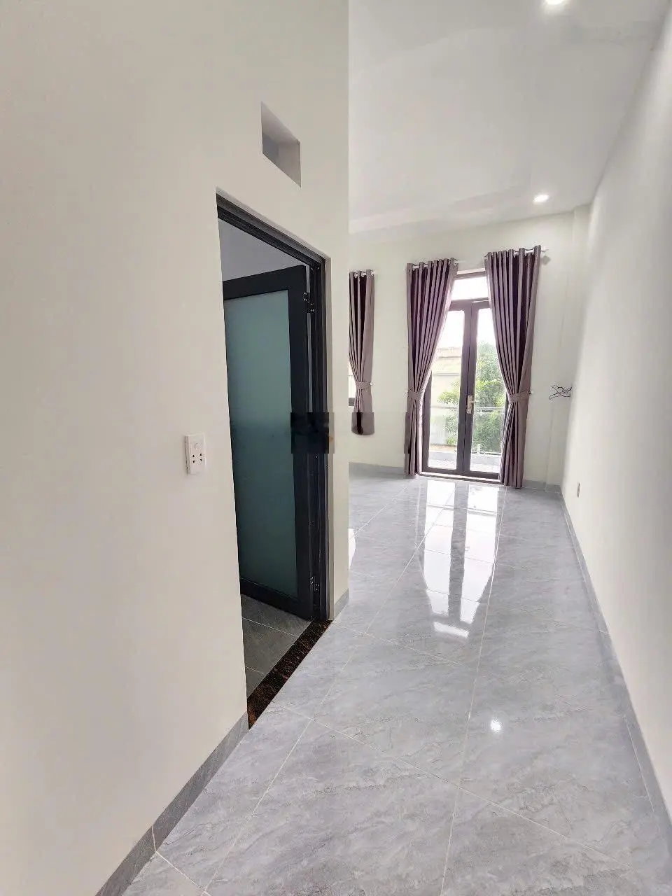 Bán Nhà Trục Chính KDC, Nhà Mới 100% Gần Vòng Xoay An Phú 500m