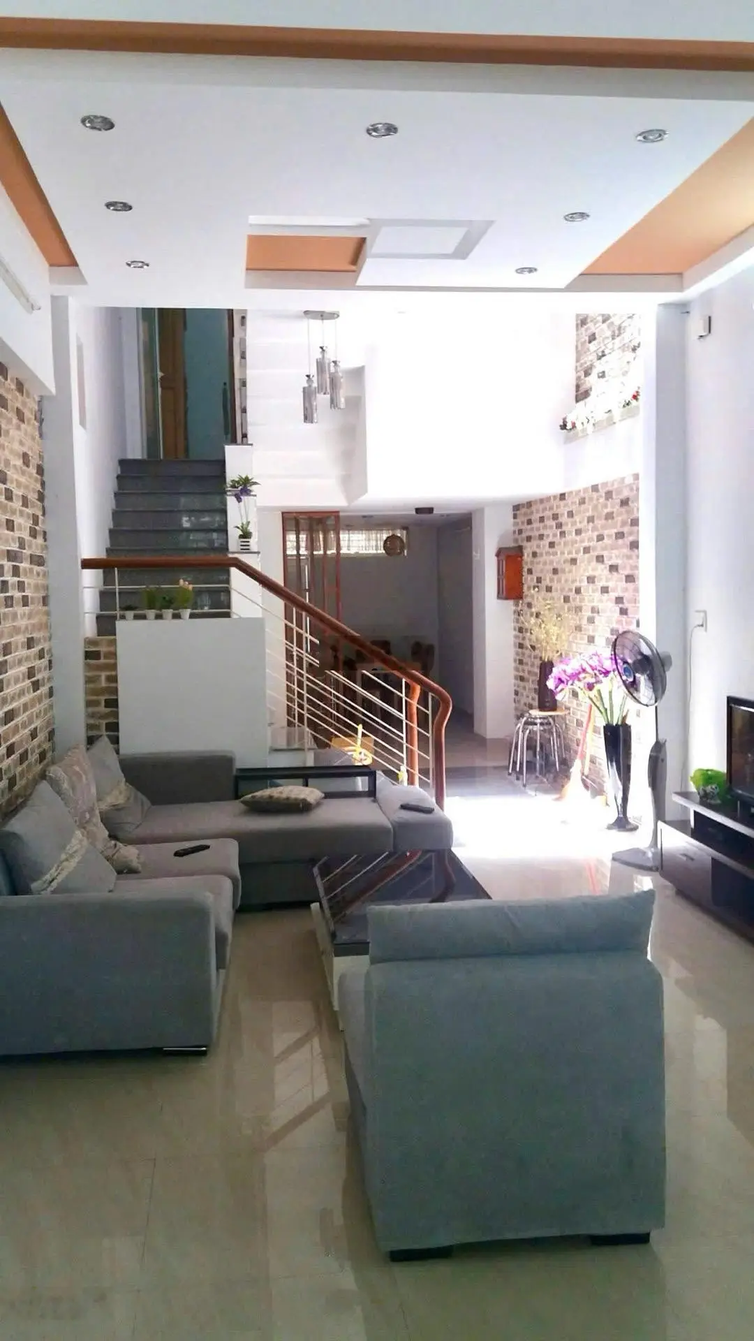 Nhà An Cư 3 - 68m2 - 3 tầng - gần biển - khu khách du lịch sầm uất - 7.95 tỷ
