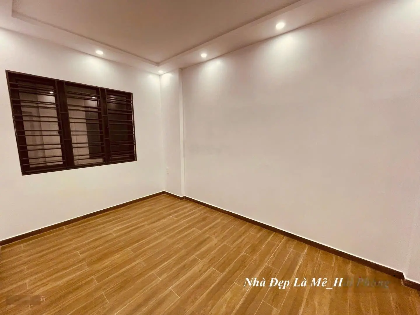 Nhà 3 tầng xây mới Miếu Hai Xã