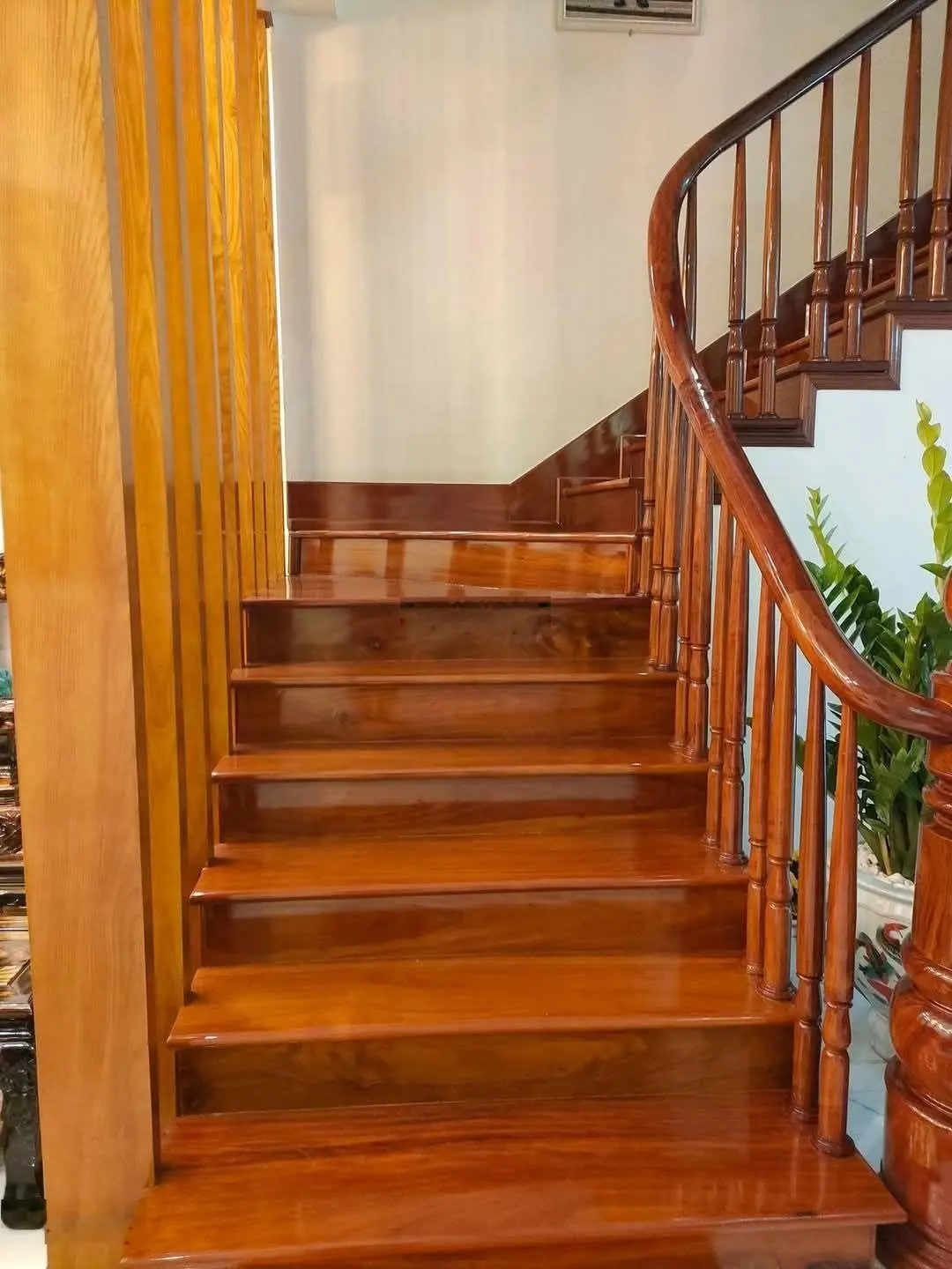 Bán nhà riêng phố thái thịnh - lô góc đầu hồi - 3 thoáng - trước nhà rộng 3m - nhà kiên cố ở luôn