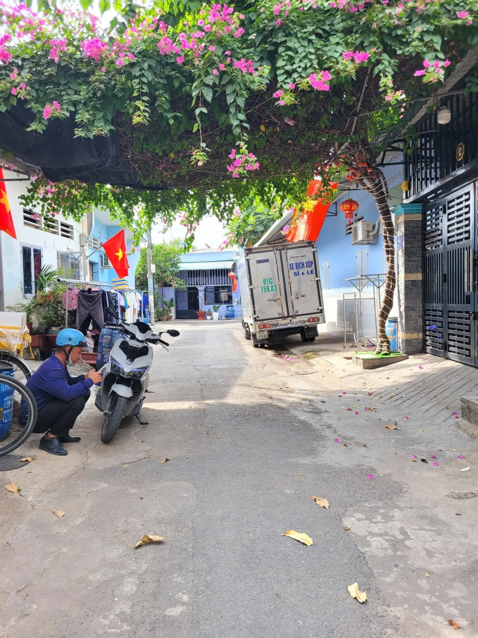 Bán nhà cấp 4 gác lửng cách đường Đông Minh 100m p.Đông Hòa Tp.Dĩ An