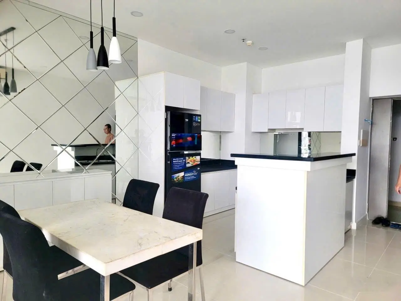 3tỷ350 Có ngay sổ hồng CH LaCasa 86m2 2PN 2WC view hồ bơi nội khu - full nội thất - LH 0918 181 ***