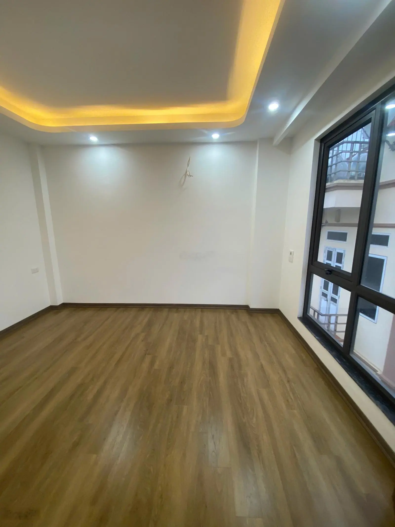 Siêu hot. Bán nhà An Thượng, ngõ 3m, lô góc xây độc lập. DT 39m2, 4 tầng. Giá 4.3 tỷ