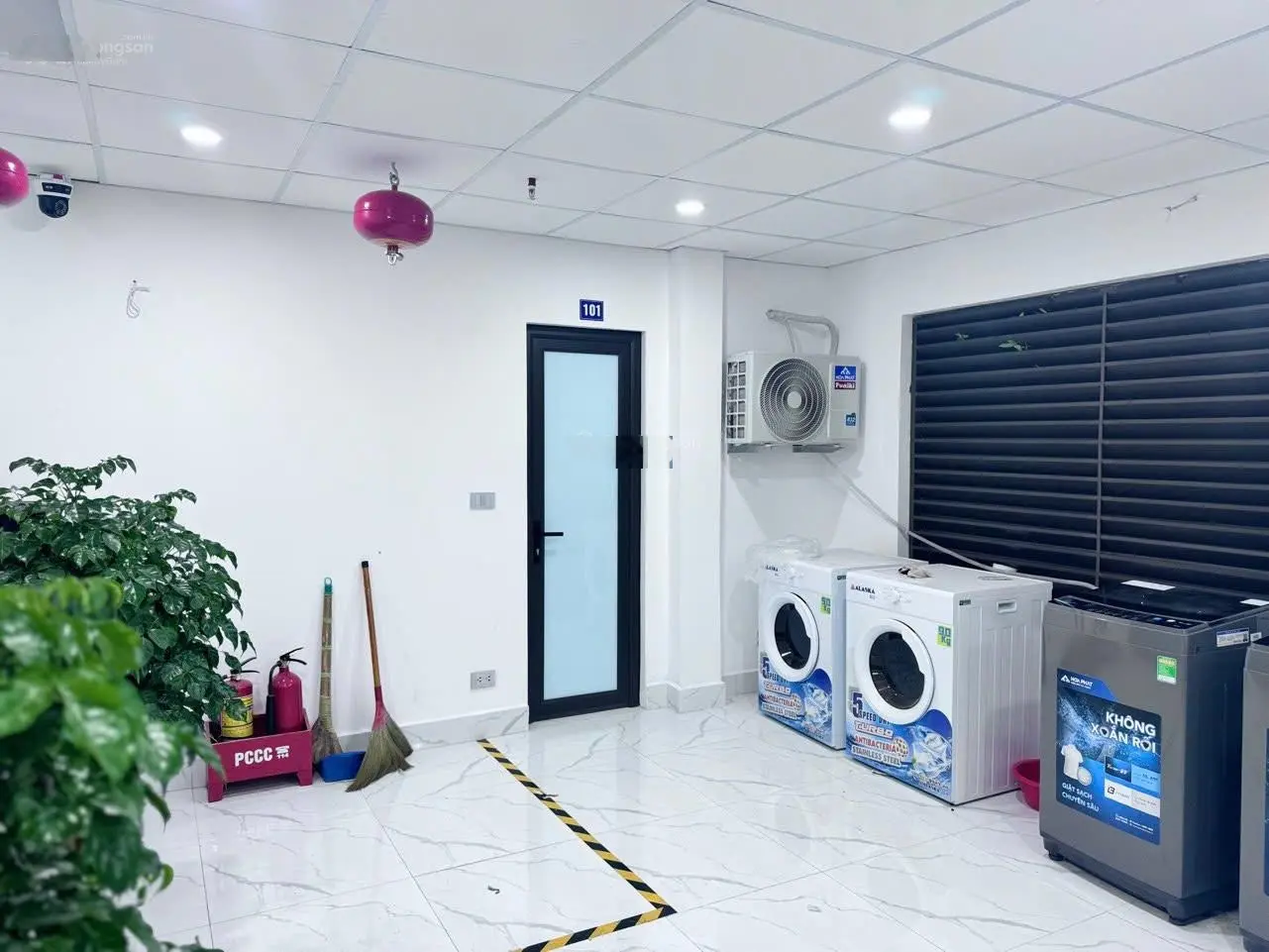 Chính chủ bán chung cư mini phố Thịnh Liệt (cạnh MediaMart), 80m2x7T mới tinh, 20 phòng giá 17.6 tỷ