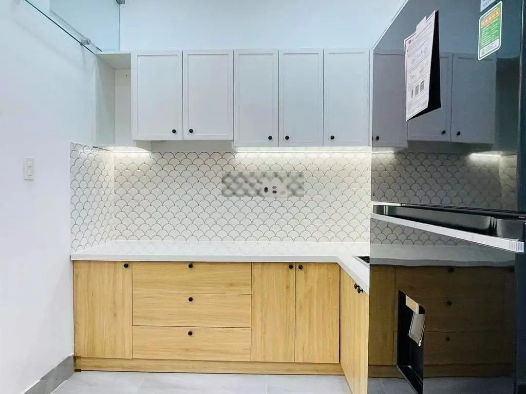Bán nhà 2 tầng 31m2 chỉ 1tỷ850 Cao Thắng, P12, Q10. Gần BV Bình Dân, chợ Hồ Thị Kỹ. Sẵn sổ, hẻm 6m.