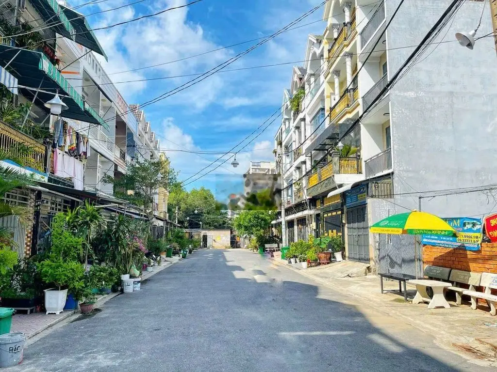 Bán đất 2MT đường 12M Lê Văn Lương, sổ sẵn xây tự do