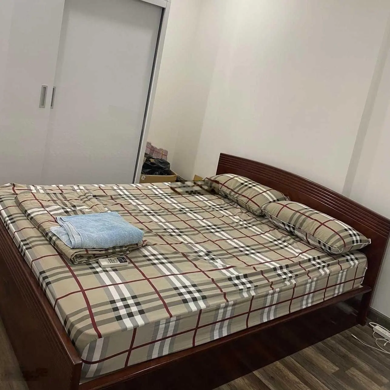 Thanh lý gấp căn hộ Kingston Residence, 2 phòng ngủ - 2 vệ sinh, 78m2, sang trọng và thoải mái