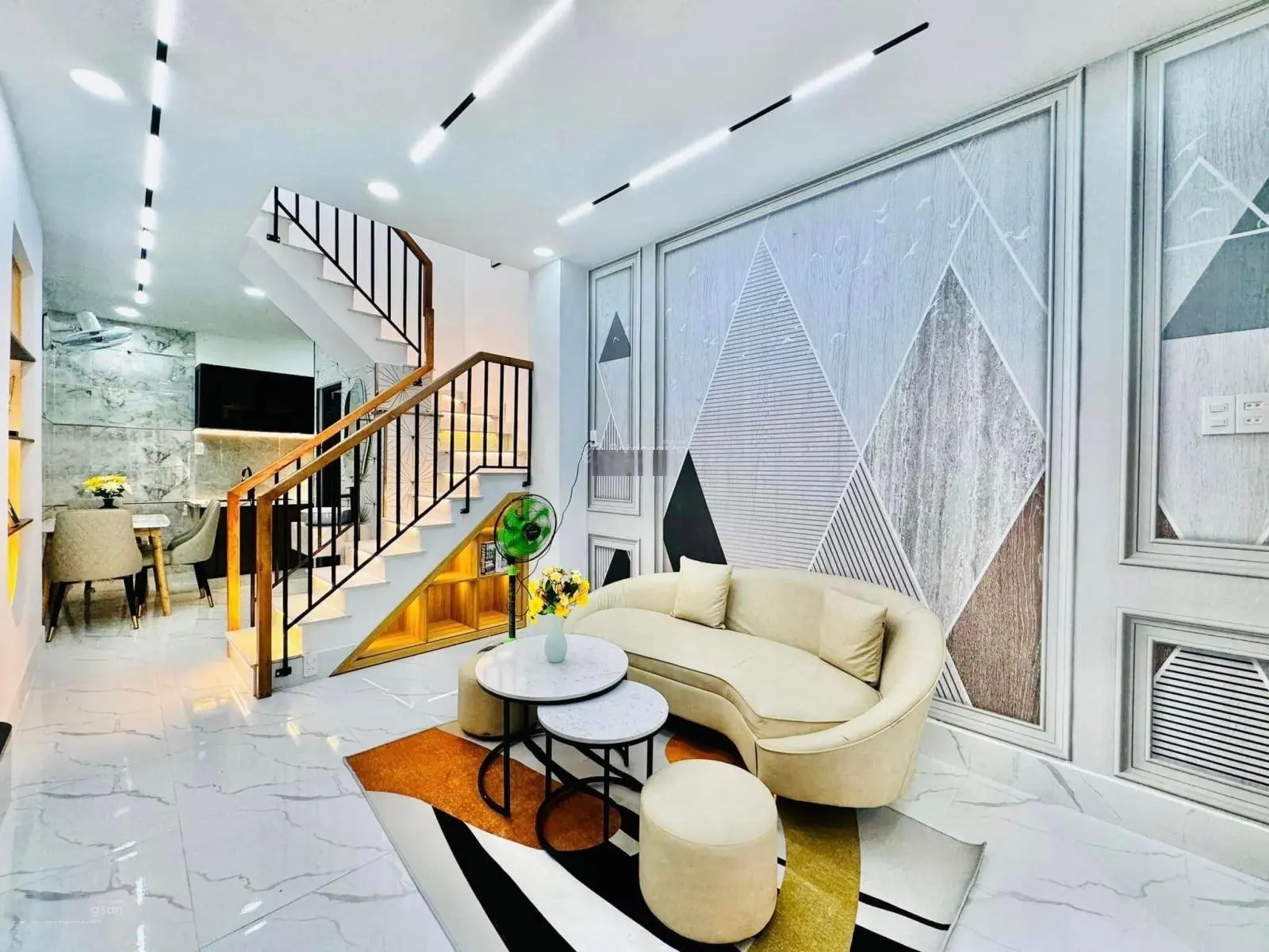 Vip nhất khu vực hé lộ căn nhà chất như nước cất Cát Lái, Q. 2, DT 106m2, sổ hồng riêng