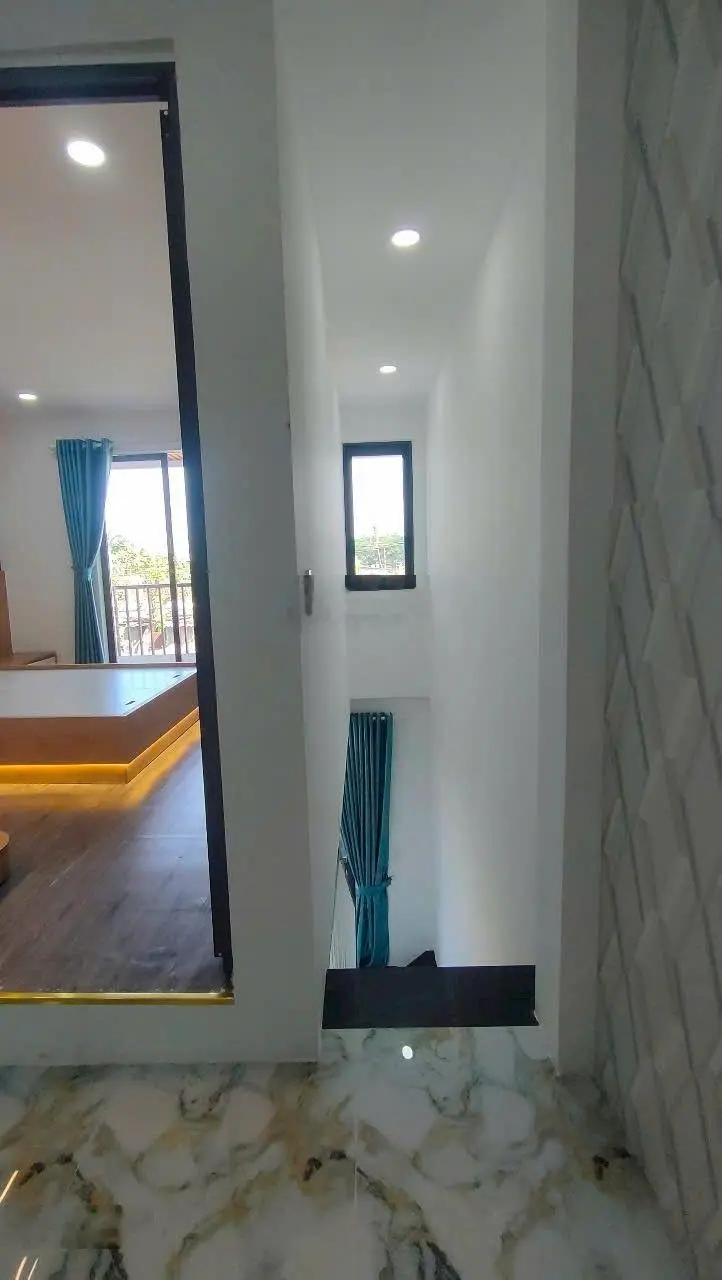 Chủ bán nhà SHC TX31 Q12 nhà 1trệt 1lầu 2pn 2toitet