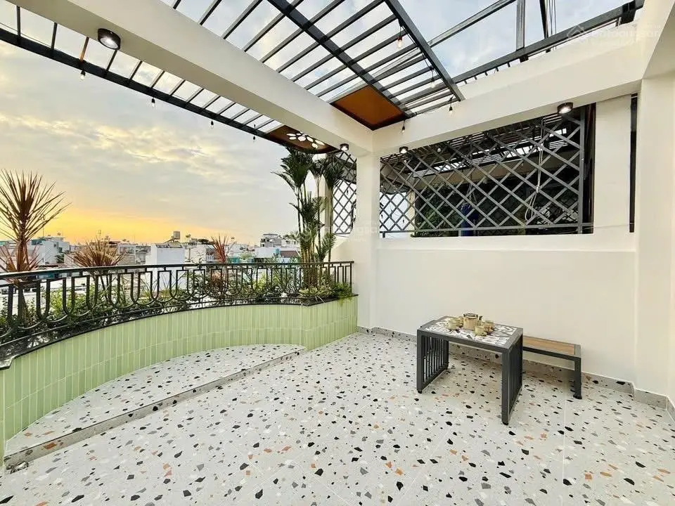 Nhà khu Vip đường Lê Thị Hồng | DT: 40m2 | đường vào nhà 5m, cạnh trường mầm non Anh Đào