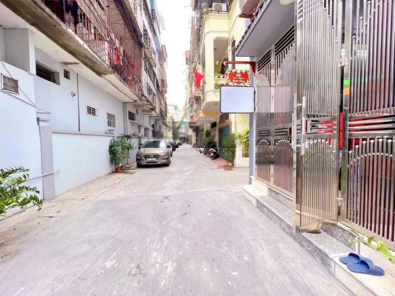 Hiếm, bán mảnh đất vàng trong làng Phú Diễn, ô tô đỗ gần, 50m, giá đầu tư