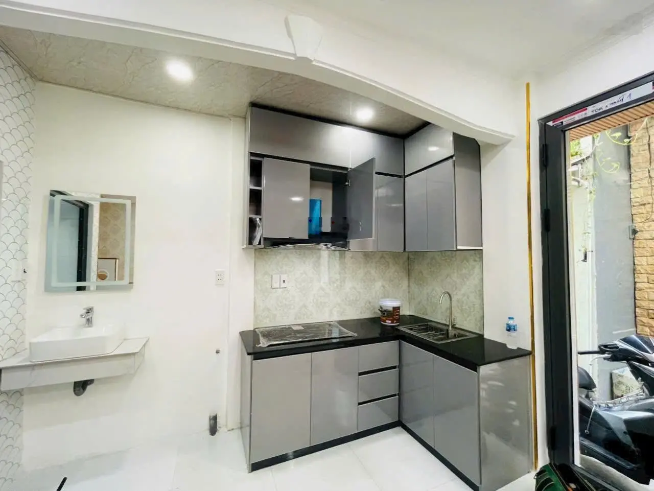 Bán nhà hẻm đường Số 7, Phường 7, Quận Gò Vấp, DTSD 50m2, sổ hồng hoàn công, giá 3,45 tỷ