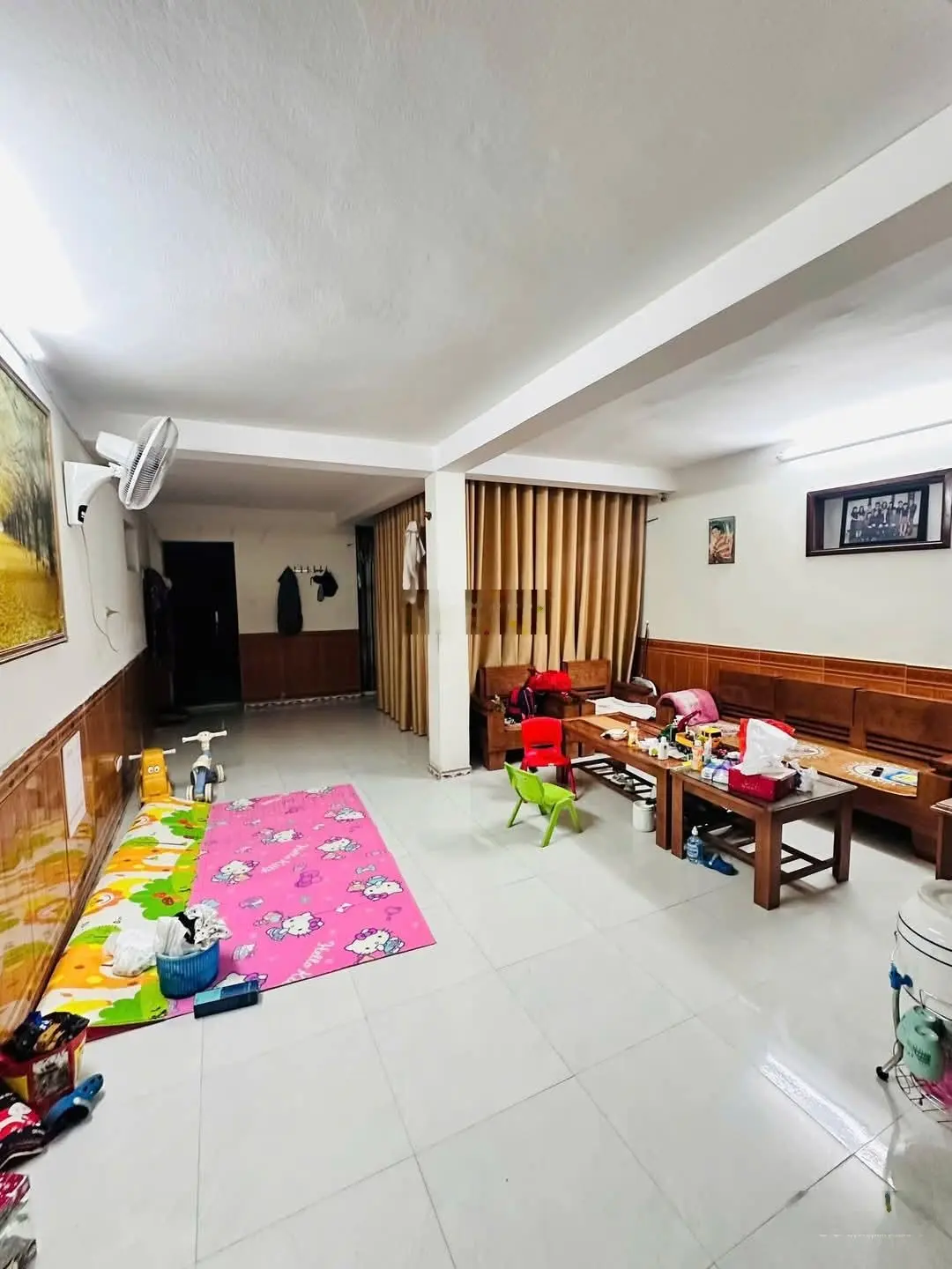 Bán nhà mặt phố đức thắng. 100 m2, 3 tầng, vỉa hè, xe buýt tránh. kinh doanh, giá nhỉnh 18 tỷ