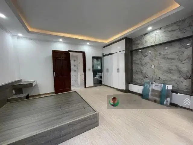Lô 3 căn xây mới - 6 tầng thang máy. nhà nhiều rẽ nhưng gần phố - ngõ thông. đầy đủ nội thất full