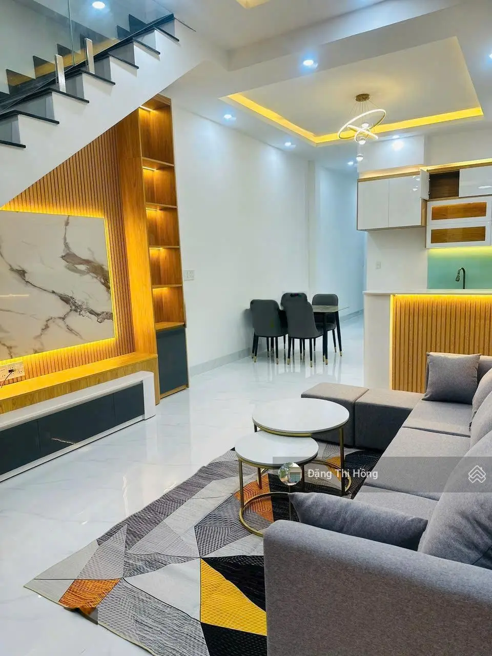Bán nhà mặt tiền Bà Điểm 4, DT 75m2 sau trường Nhân Văn CS 2 khúc giao với Phan Văn Hớn sổ sẵn
