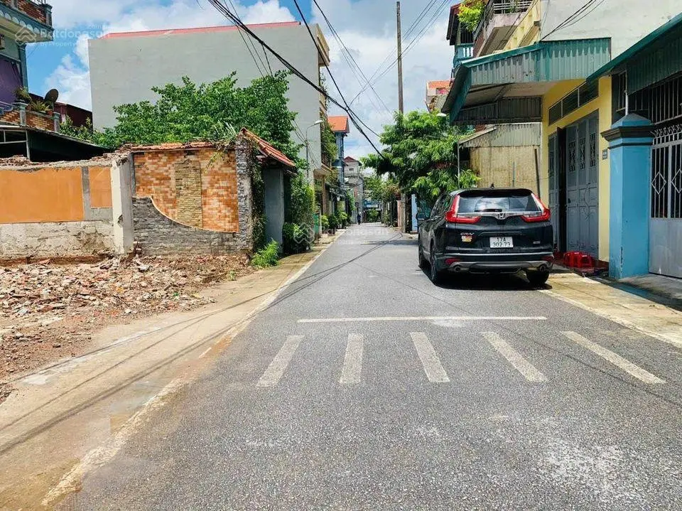 Đất vàng tại thị trấn Vũ Thư TB mặt đường nhựa làm gì cũng tiện