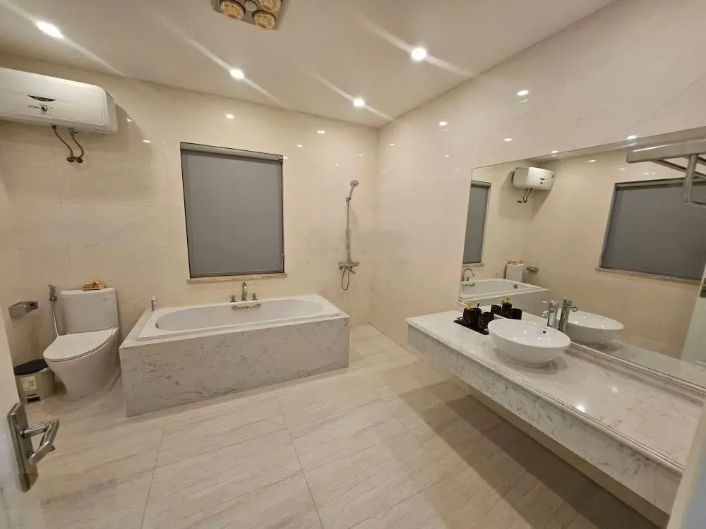 Nhà đẹp full nội thất lô 22 cực đỉnh, giá siêu tốt, thiết kế hiện đại 40m - Đông Nam - 5.95 tỷ