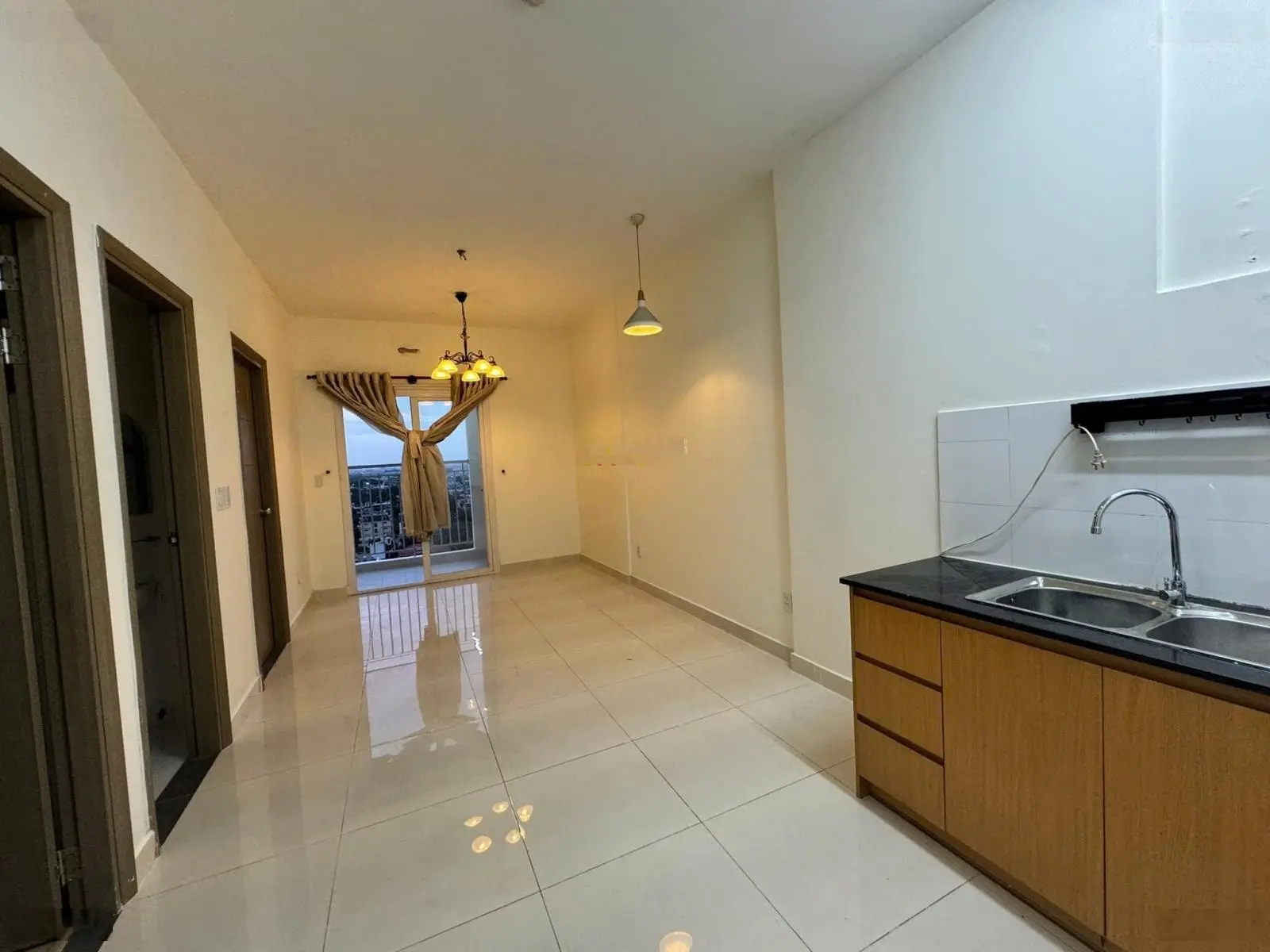 Bán gấp CC Green Town BHH B, Bình Tân, 49m2, 1PN, giá 1tỷ7, vay bank 1 tỷ