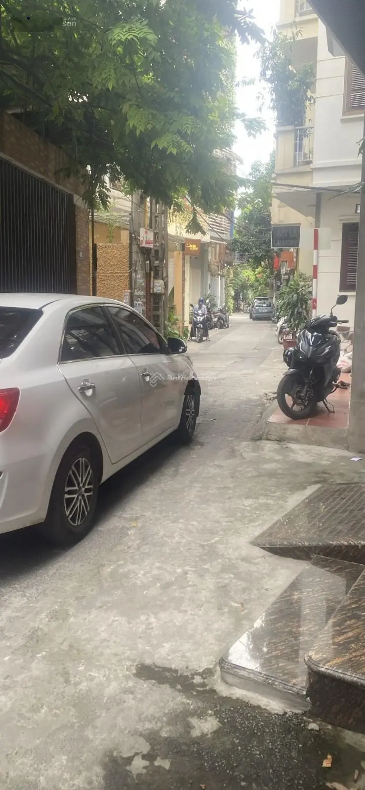 Cần Bán nhà riêng phố Đào Tấn 50m 4 Tg MT 4,0m chỉ 18 tỷ ôtô dừng đỗ KD sầm uất.