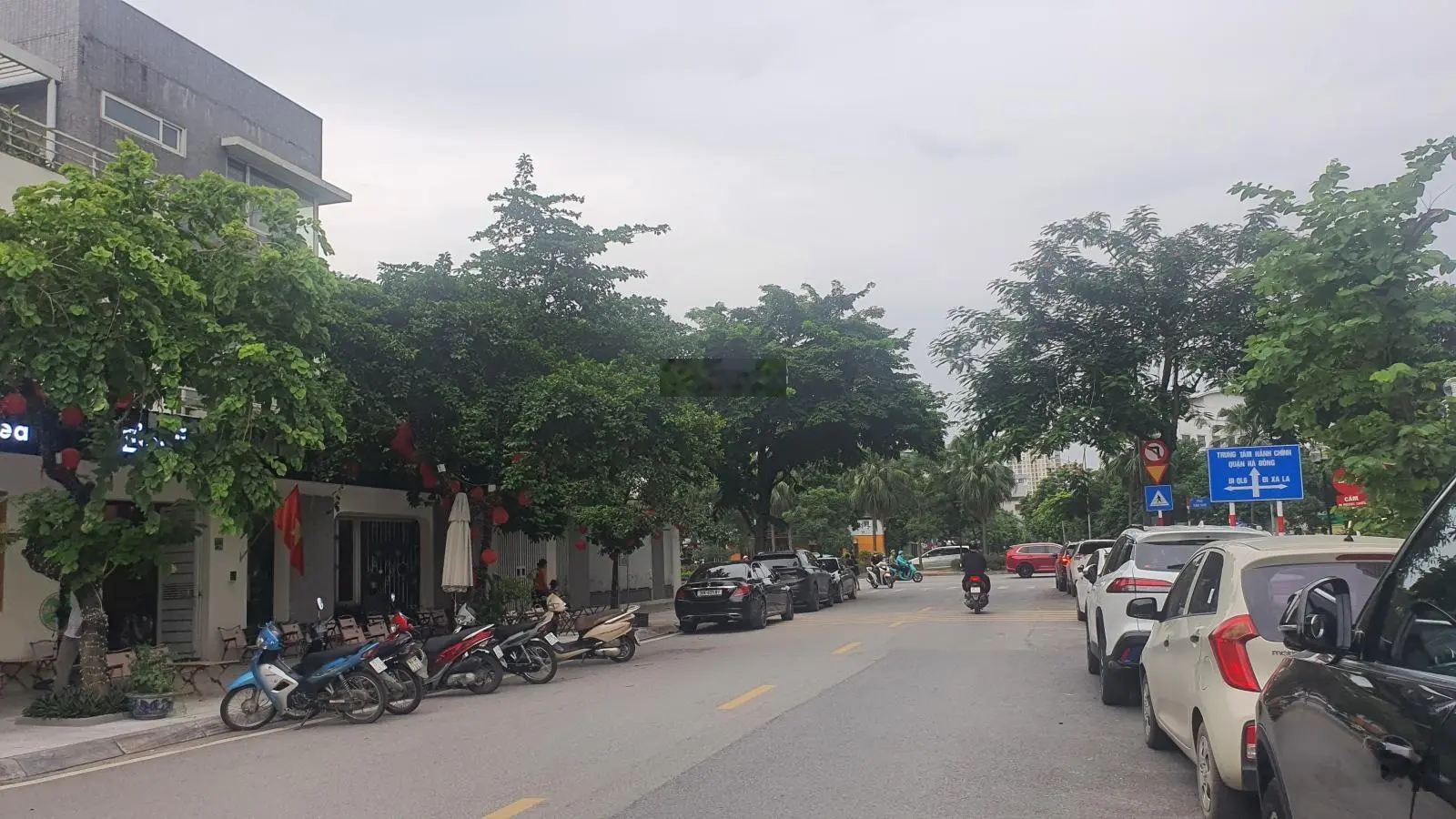 Cực Vip Biệt thự Văn Phú 245mx4T MT 18m, sát đường trục chính 30m, cạnh UBND phường, nhỉnh 35 tỷ