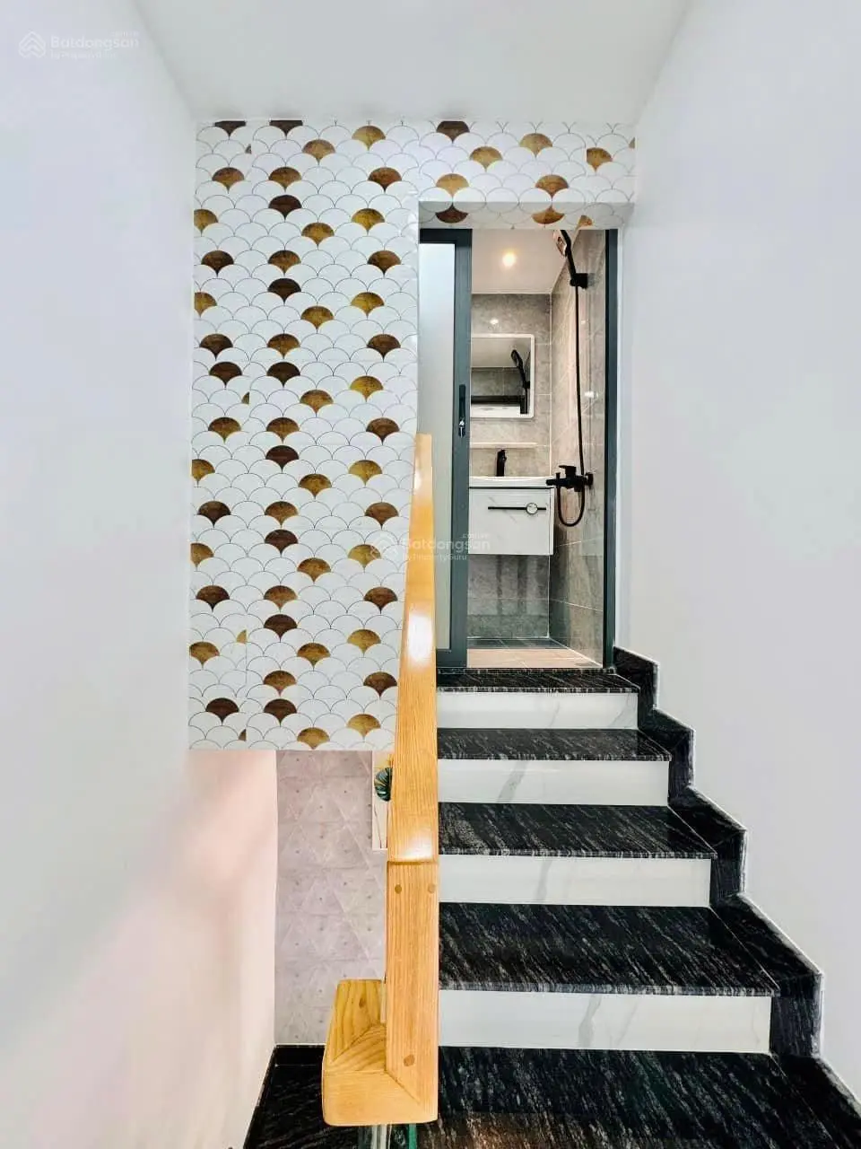Kẹt tiền cần bán nhà đường Nguyễn Thị Khắp, Tân Đông Hiệp, Dĩ An, sổ riêng, 80m2, giá bán 870 triệu