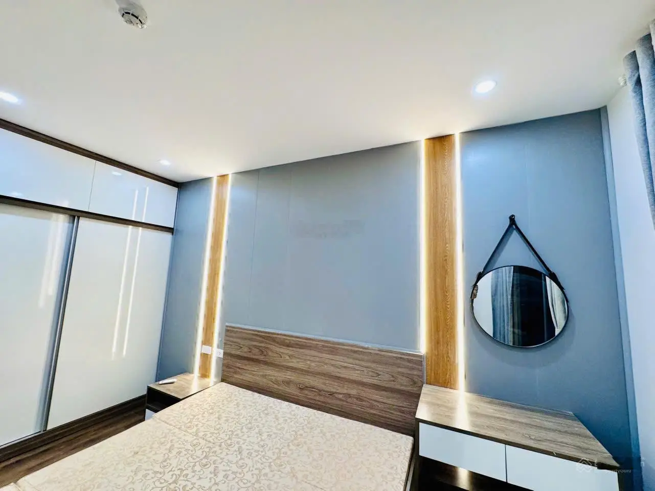 CC bán gấp căn 3N,2VS tòa Thăng Long Capital giá rẻ nhất khu vực, full nội thất vào ở ngay trc Tết