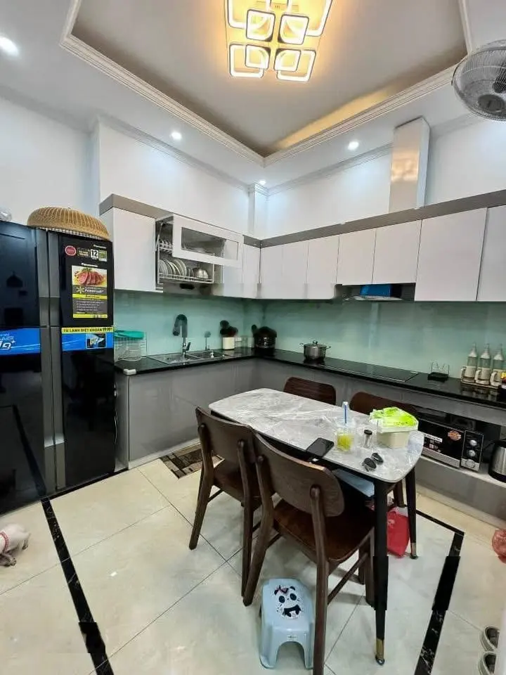 Bán nhà Ngọc Thuỵ, LB mới tinh full nội thất 48m2 5T khu trung tâm chỉ nhỉnh 6tỷ. Giá siêu hợp lý