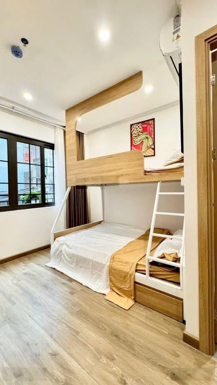44m2 x 6 tầng thang máy, mặt tiền 7m, Bạch Mai, rất gần mặt phố, ngõ vào 2m5, 10 phòng ngủ