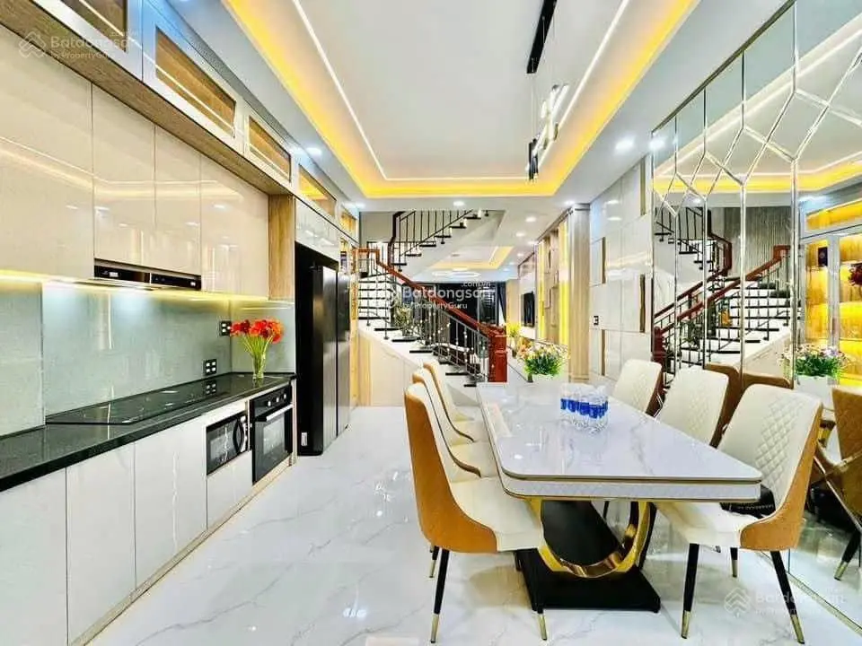 Cần bán nhà riêng 60m2 MT đường Trương Đình Hội, Quận 8, đang cho thuê 15 triệu/tháng, sổ sẵn