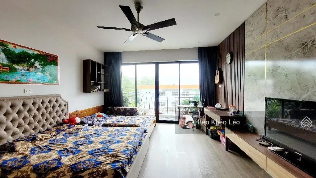 Chính chủ bán nhà Nguyễn Văn Cừ, chào 8tỷ 666tr 40m2 6 tầng, thang máy, ngõ ô tô thông Lh0843125777