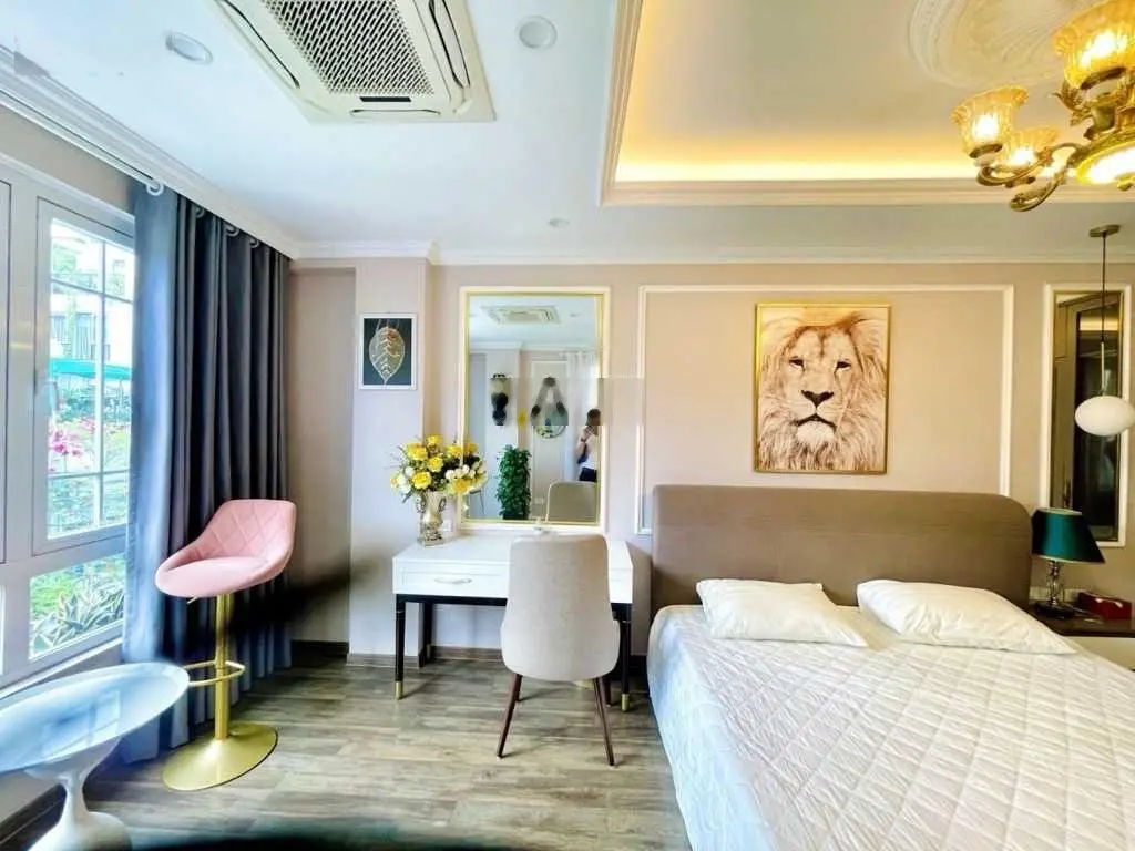 Bán nhà Tây Hồ mặt phố, thang máy 7 tầng kinh doanh giá chỉ hơn 14 tỷ