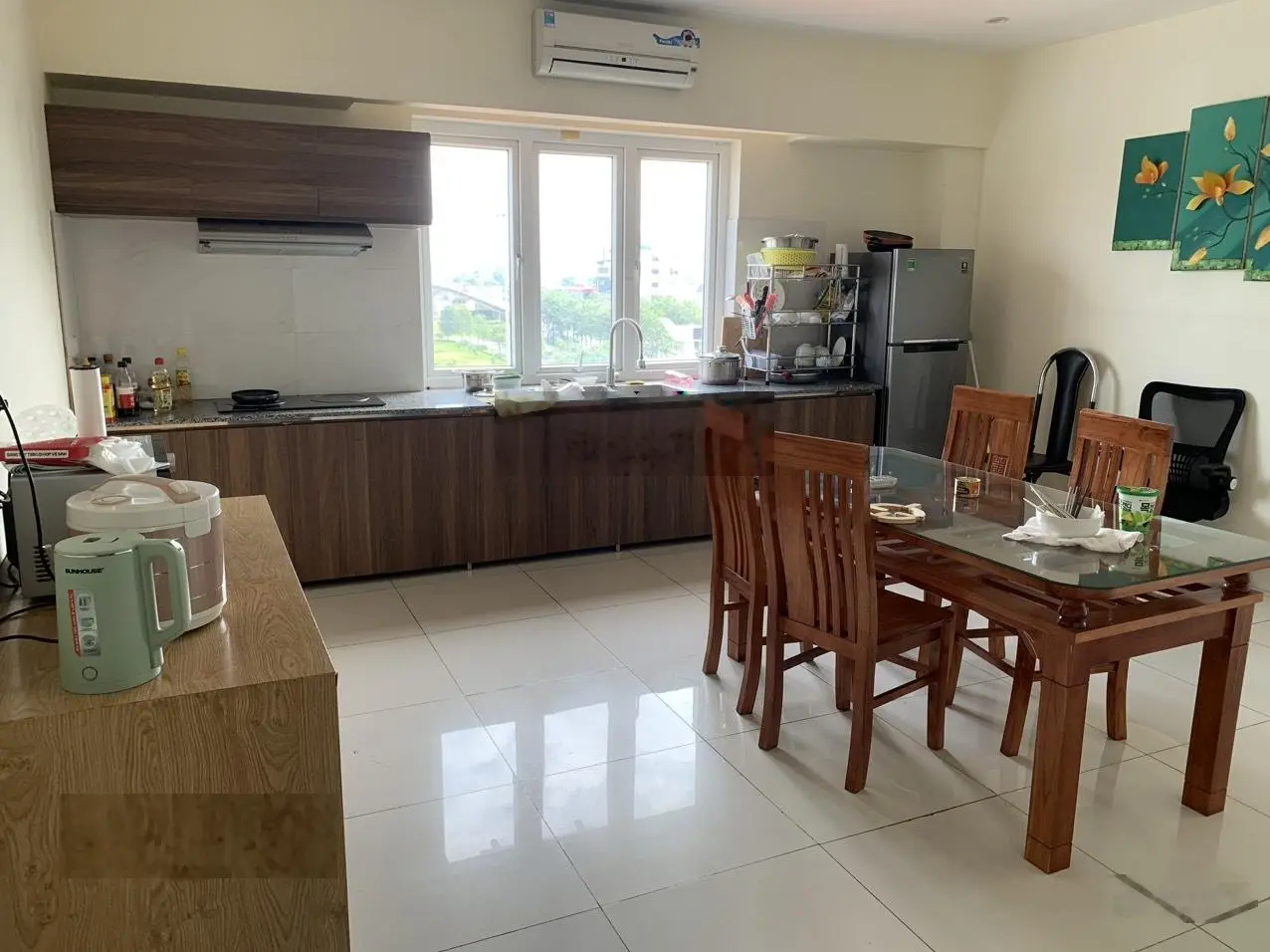 Bán khách sạn 16 Tôn Đức Thắng, P. Đông Thành - TP Ninh Binh - đang vận hành tốt