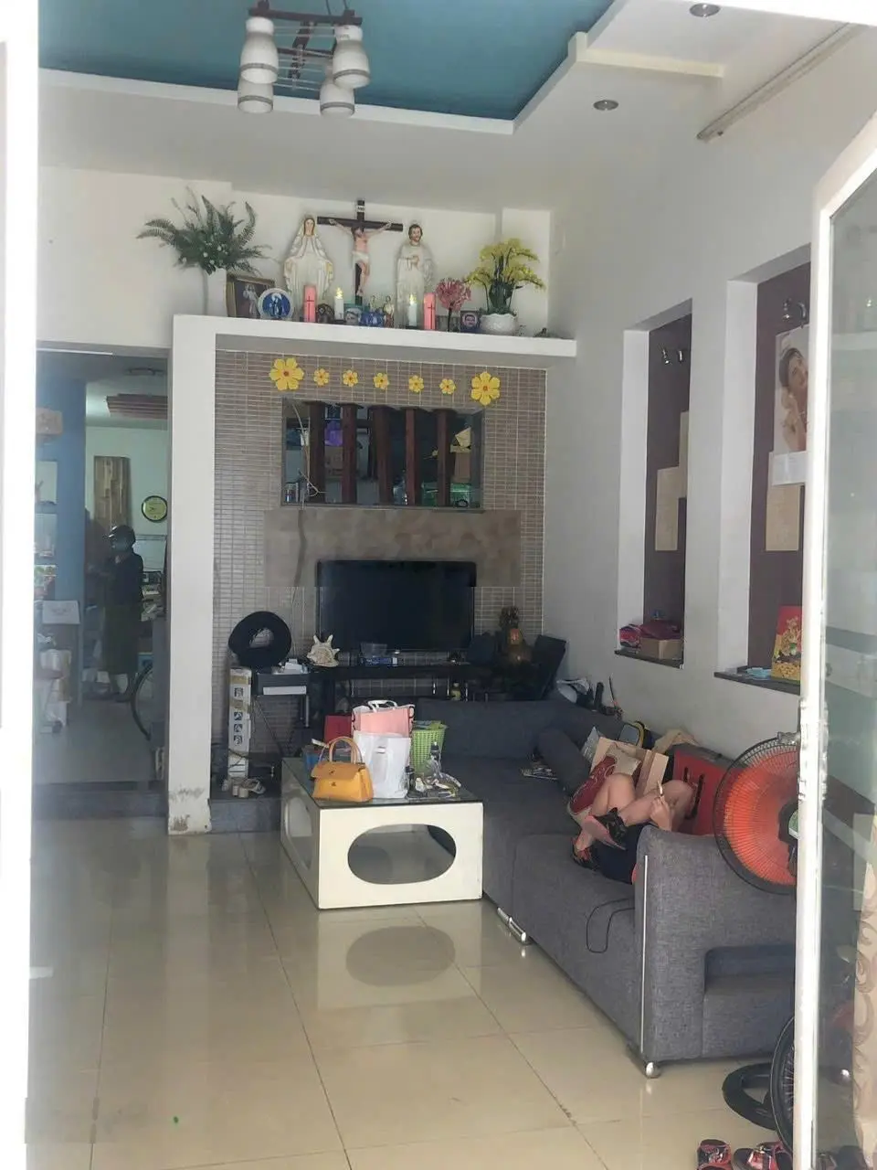 Bán nhà hẻm xe hơi đỗ cửa 54m2 4pn đường lê đức thọ p15 quận gò vấp chỉ 6.39 tỷ
