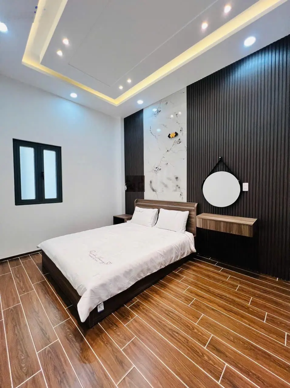Chính chủ cần bán căn nhà tâm huyết, giá chỉ 3,25 tỷ/100.8m2, nhà mới đẹp y hình. LH: 0903316319