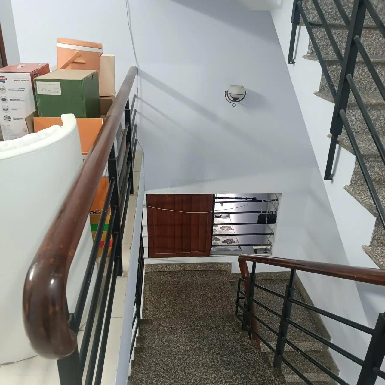 Khu vip bên sông hiệp bình chánh, mt đường số rộng 6m, 1 trệt 2 lầu+sân thượng, 95m2 giá 14 tỷ