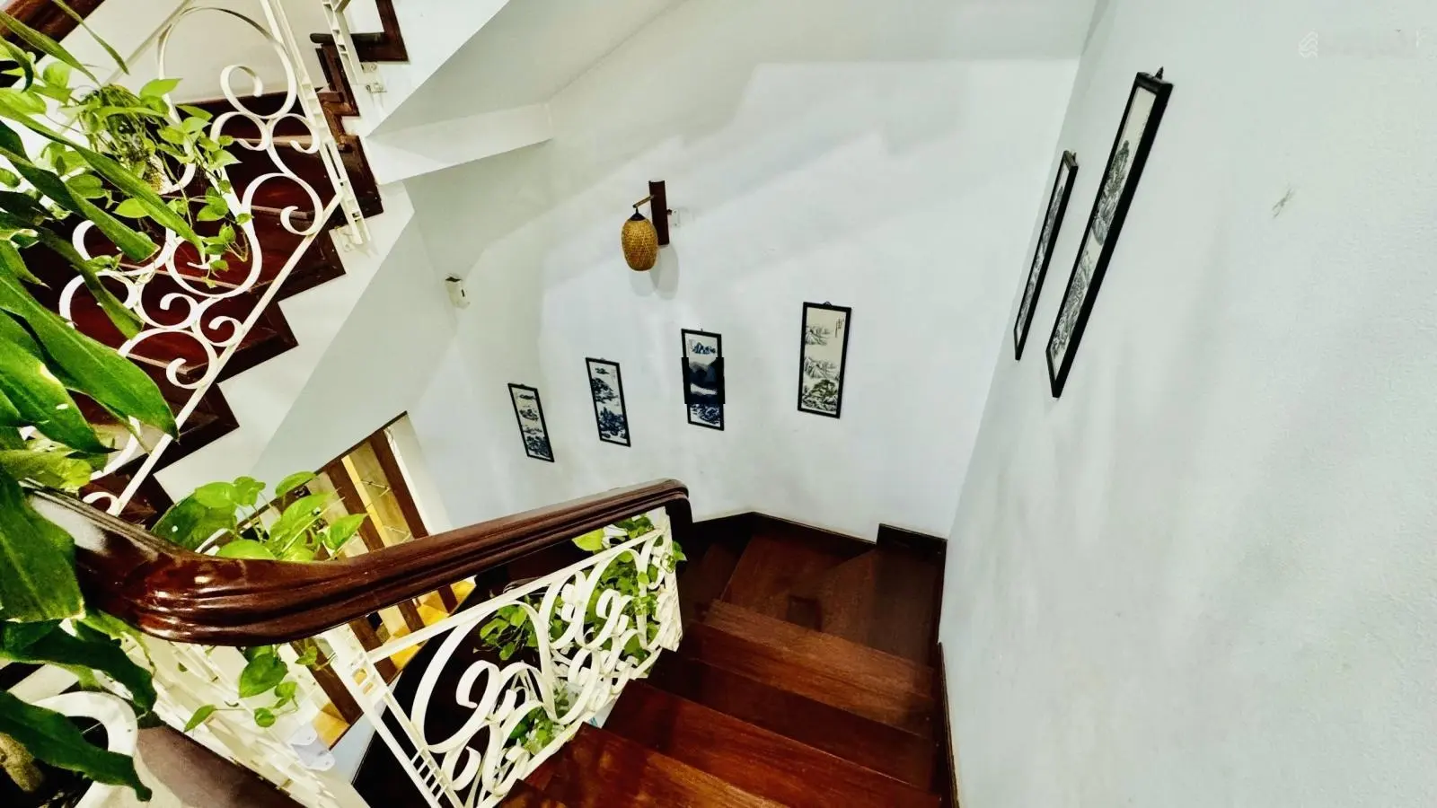 Bán Nhà Đẹp An Phú-An Khánh-Quận 2 DT:160m2(8mx20m) Hầm 2 Tầng-Giá 31,5 Tỷ