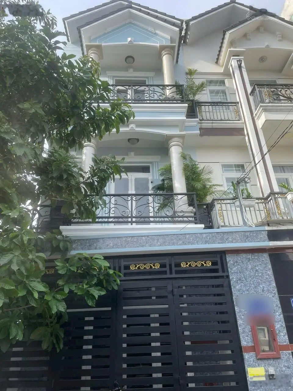 Nhà 3 tầng cực đẹp, trung tâm Hiệp Phú gần Vincom, ngã 4 Thủ Đức, Lê Văn Việt TP. Thủ Đức